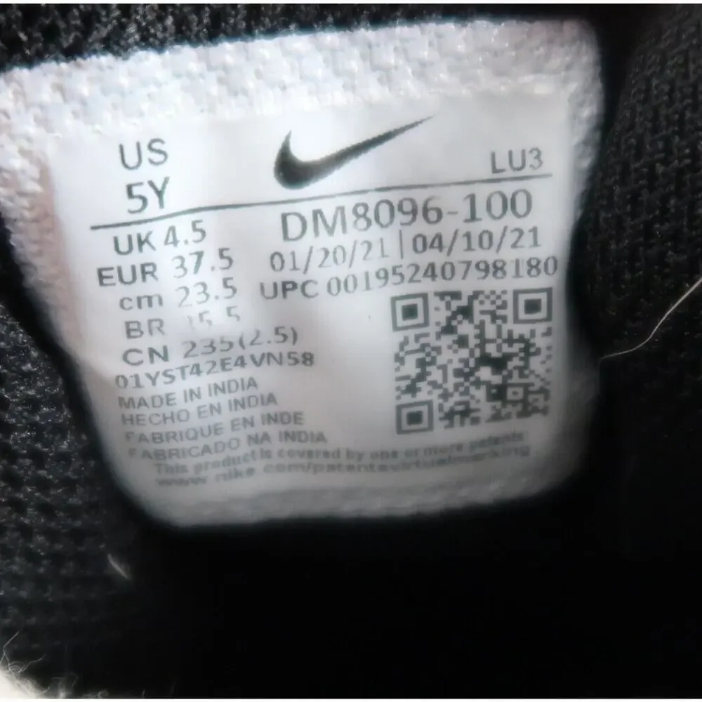 Nike Shoes Kids 5 Sneakers Court Borough Low Athletic Trainers Basketball Swoosh - Picture 16 of 16